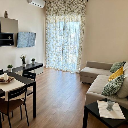 Napule House - Napoli Appartamento In Centro Экстерьер фото