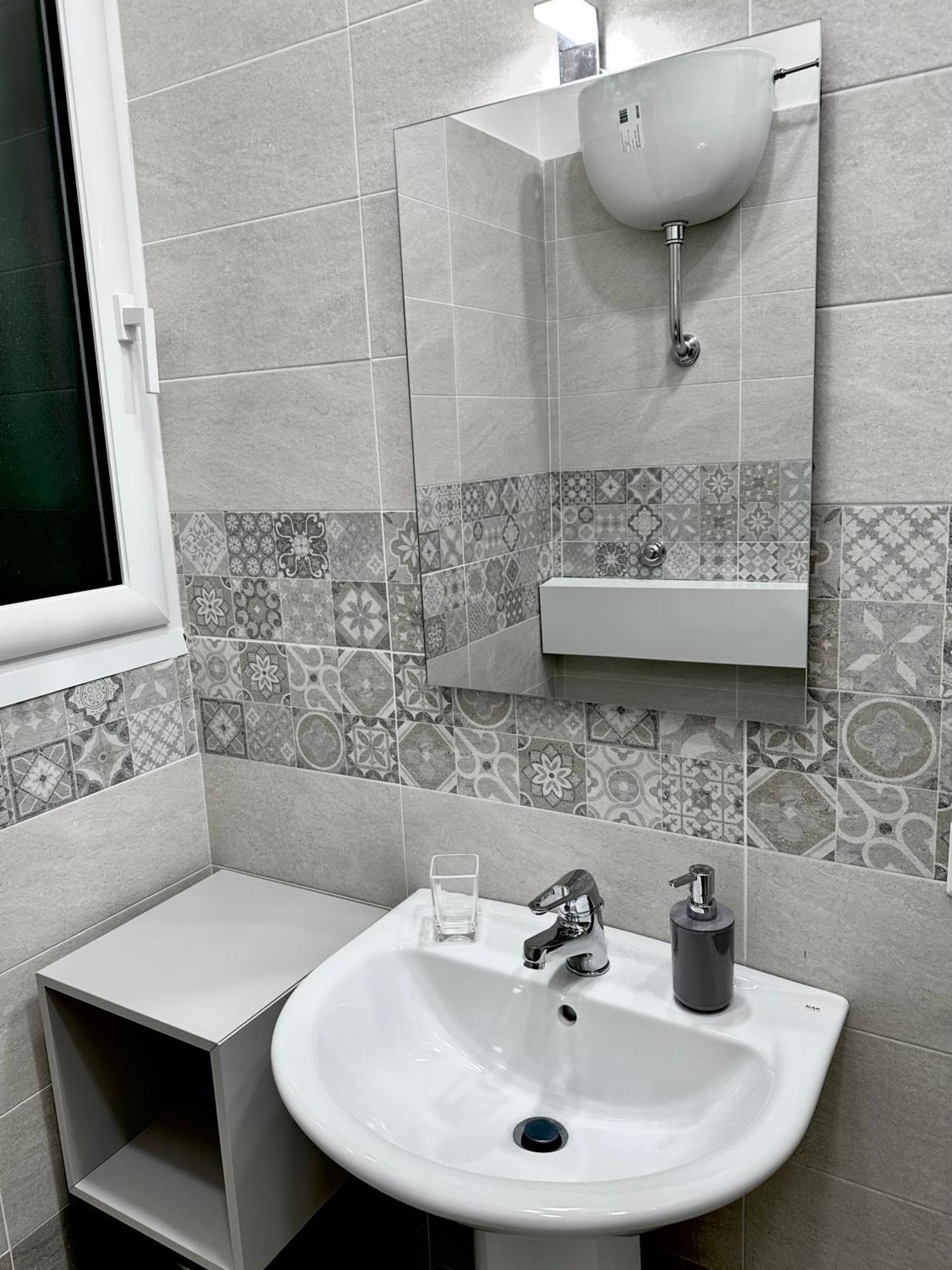 Napule House - Napoli Appartamento In Centro Экстерьер фото